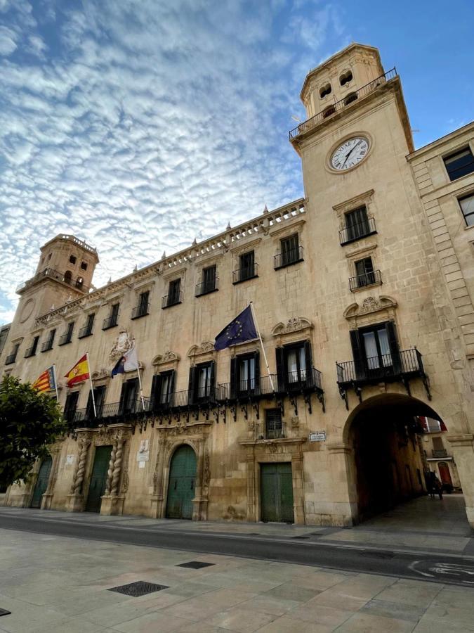 Haroldo Parres 17 Apartment Alicante Luaran gambar